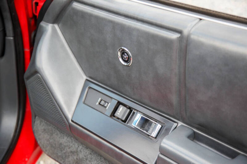 1988 Chrysler Le Baron Premium