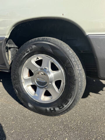 2006 Ford E-Series E-150 XL