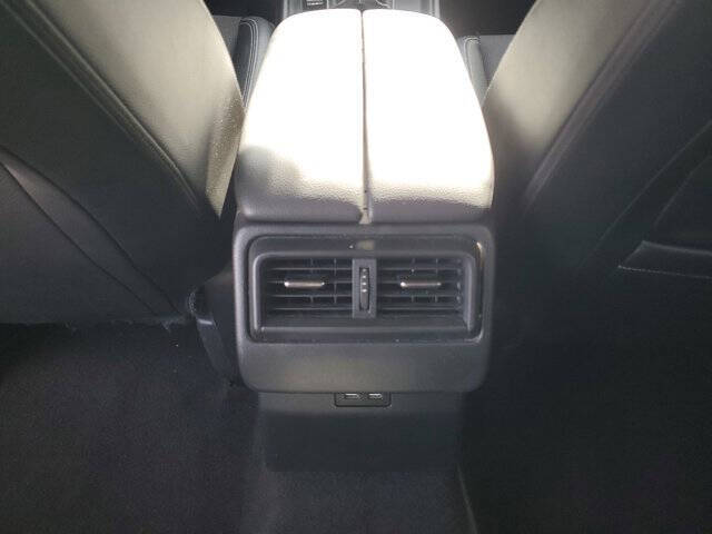 2023 Mazda CX-50 2.5 S Preferred Plus