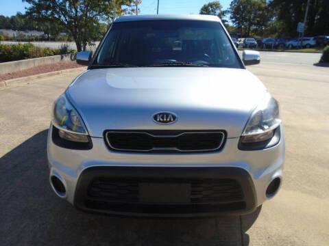 2013 Kia Soul +