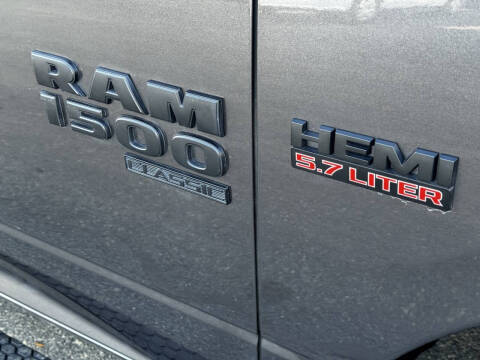 2022 RAM 1500 Classic Express