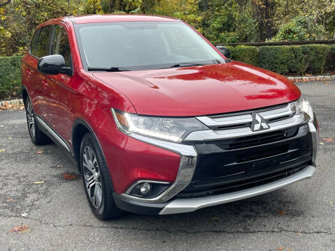 2018 Mitsubishi Outlander for sale at Urbin Auto Sales in Garfield NJ