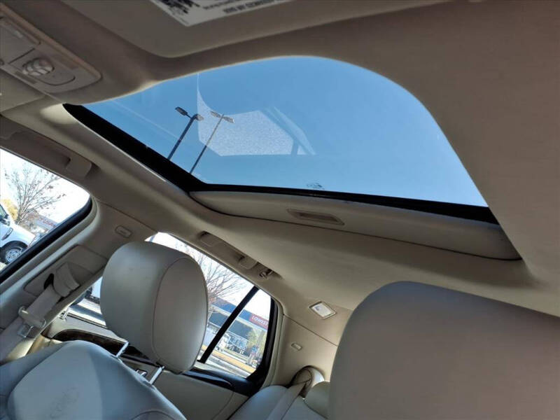 2010 Cadillac DTS Luxury Collection