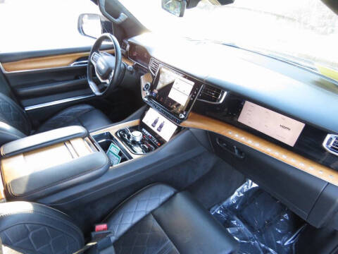 2022 Jeep Grand Wagoneer Series III