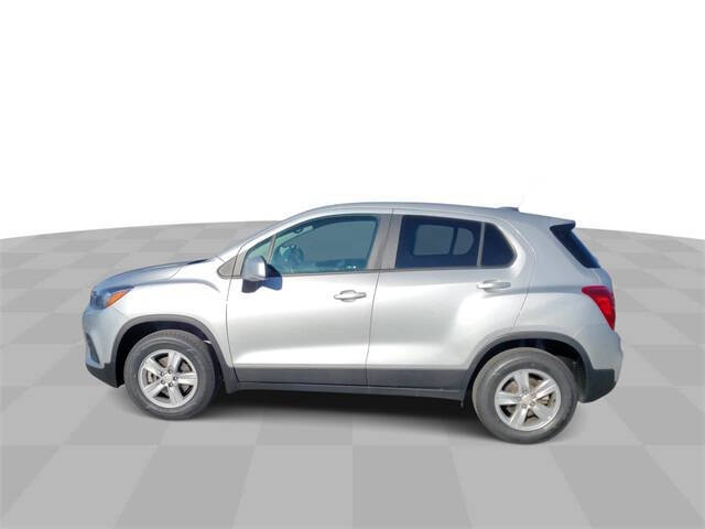 2021 Chevrolet Trax for sale at Bowman Auto Center in Clarkston, MI