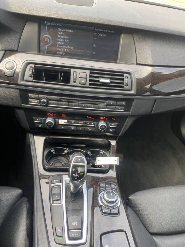 2012 BMW 5 Series 535i