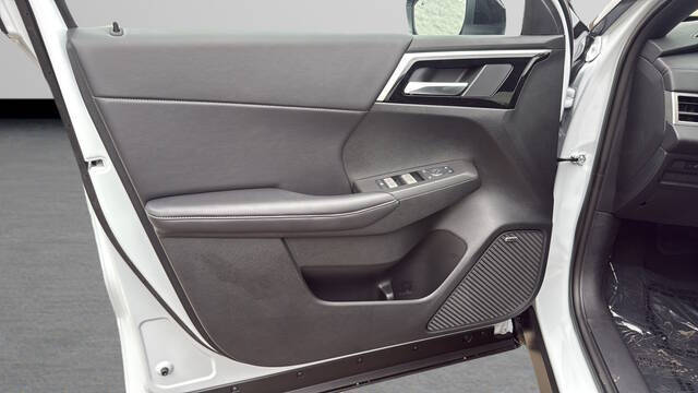 2026 Mitsubishi Outlander LE