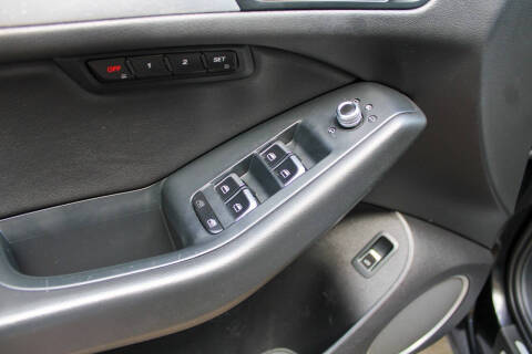 2017 Audi Q5 2.0T quattro Premium Plus