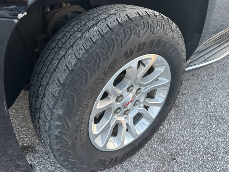 2018 GMC Yukon XL SLE