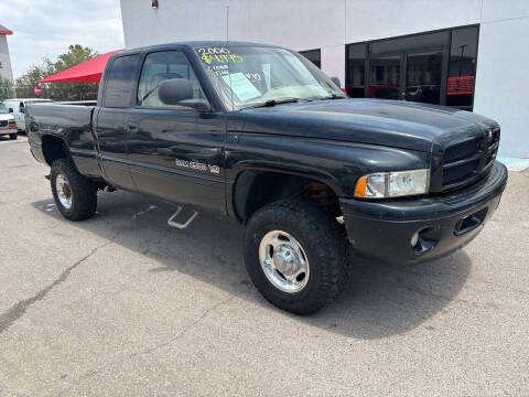 2000 Dodge Ram 2500 SLT