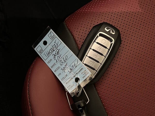 2022 Infiniti Q60 Red Sport 400