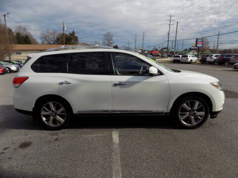 2015 Nissan Pathfinder Platinum
