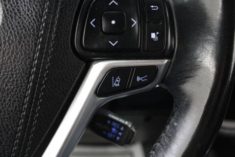 2017 Toyota Highlander SE