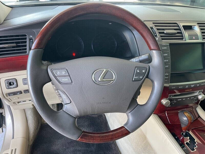 2011 Lexus LS 460