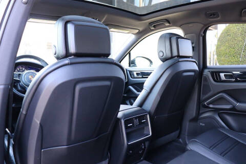 2021 Porsche Cayenne Coupe