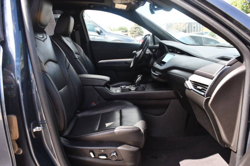 2019 Cadillac XT4 Premium Luxury