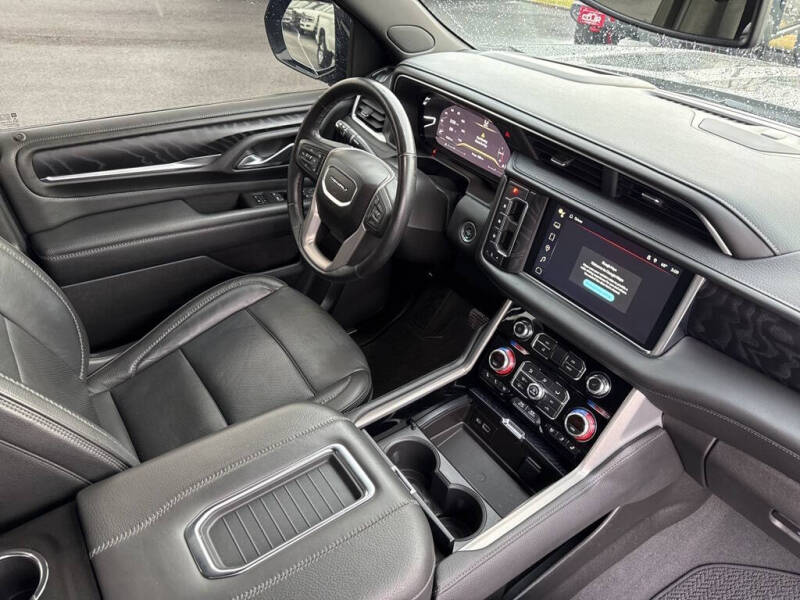 2022 GMC Yukon Denali