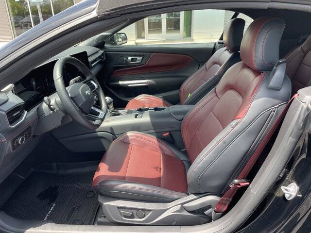 2025 Ford Mustang EcoBoost Premium