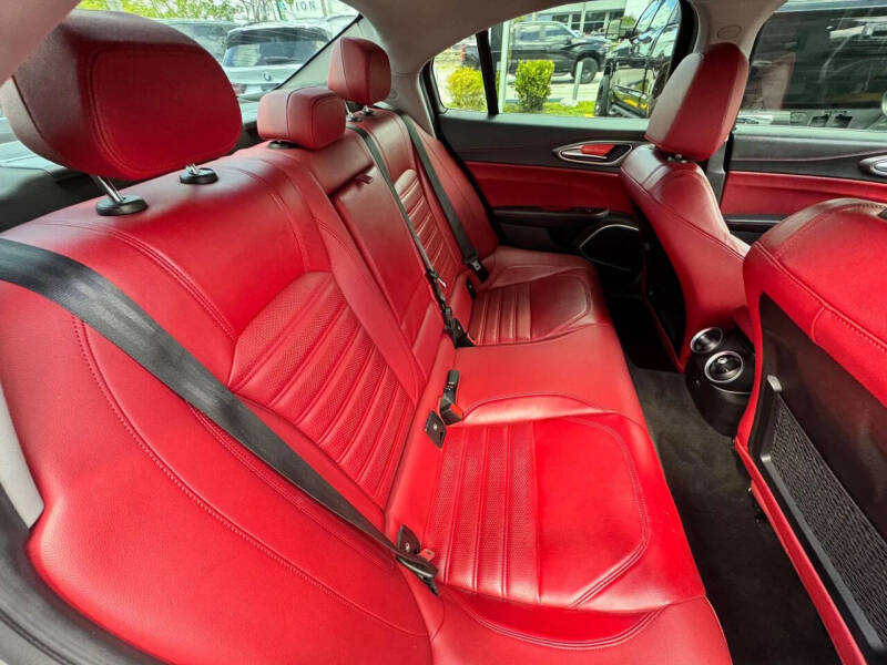 2018 Alfa Romeo Giulia Ti Sport