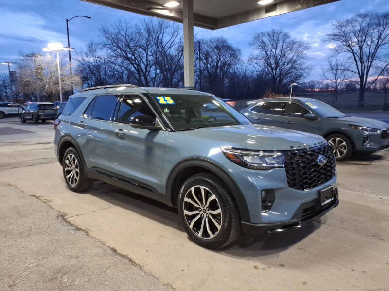2025 Ford Explorer ST-Line