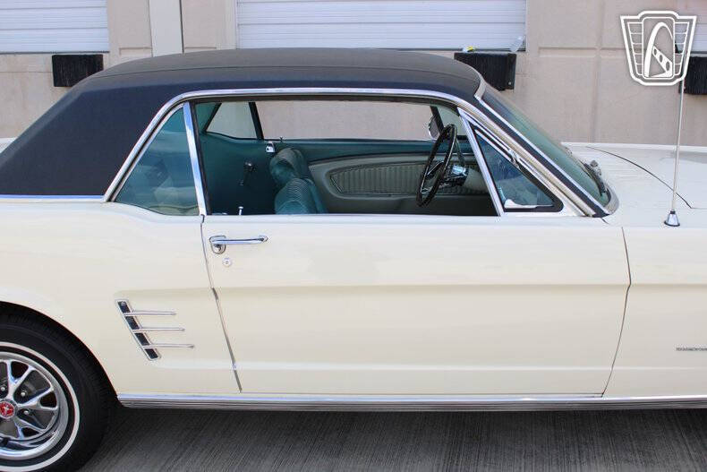 1966 Ford Mustang
