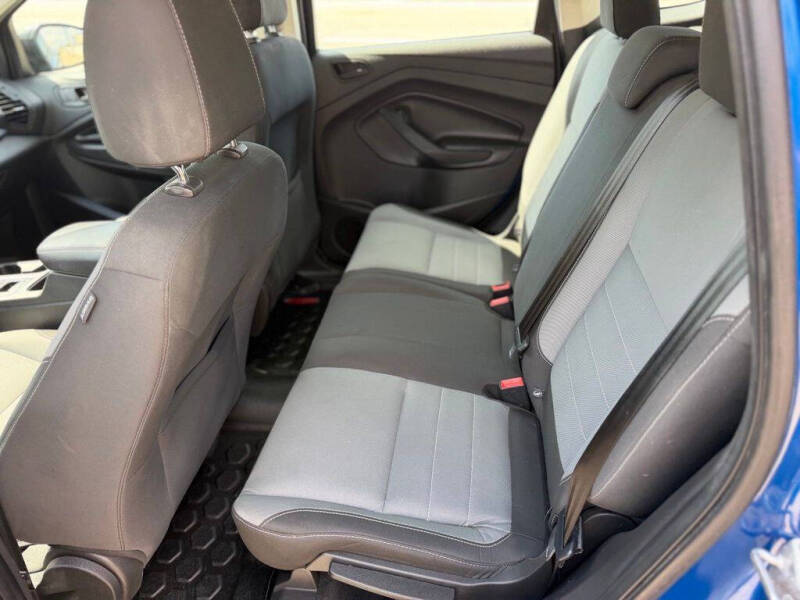 2017 Ford Escape S