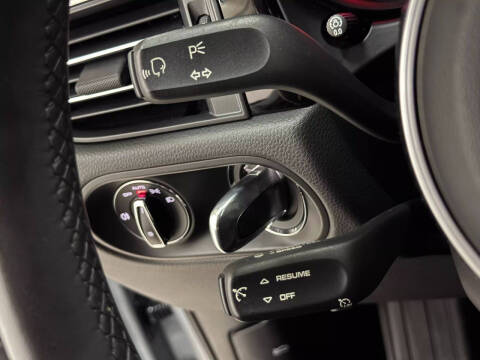 2020 Porsche Macan S