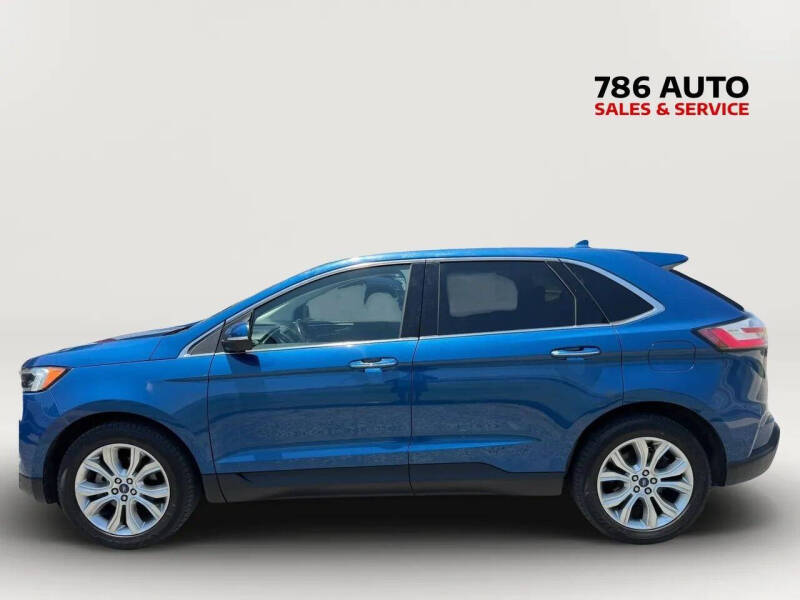 2020 Ford Edge Titanium