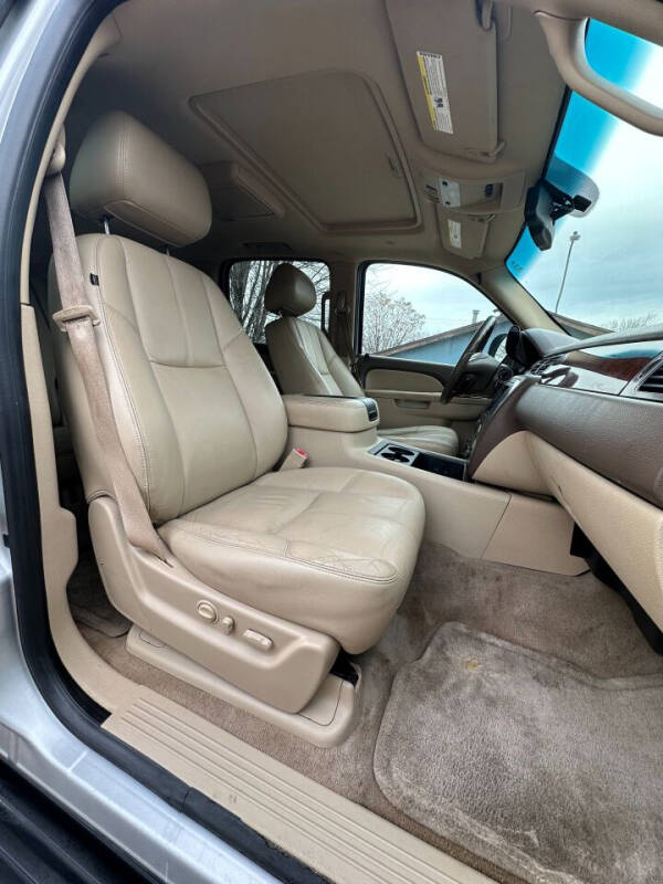 2010 GMC Yukon XL SLT