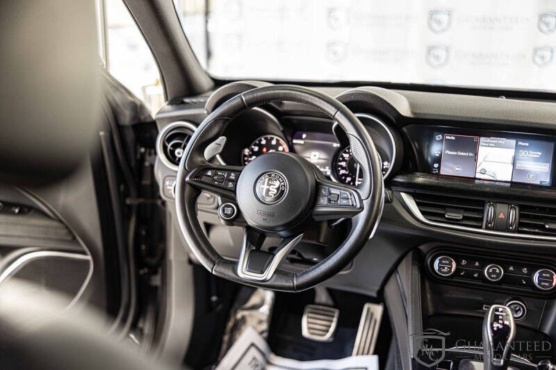 2022 Alfa Romeo Stelvio Sprint