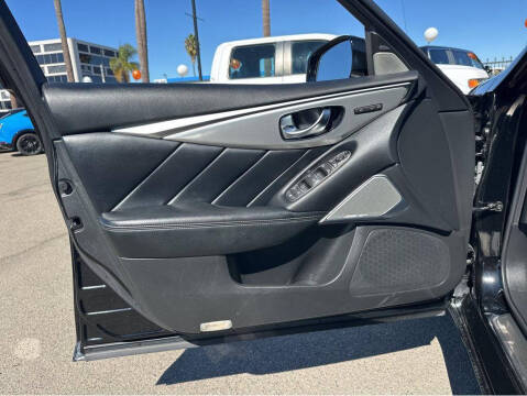 2022 Infiniti Q50 Luxe