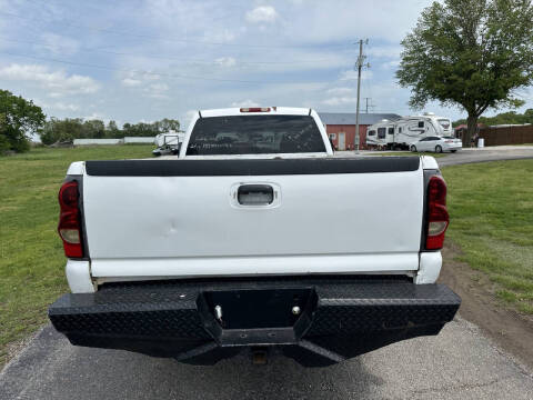 2006 Chevrolet Silverado 2500HD LS