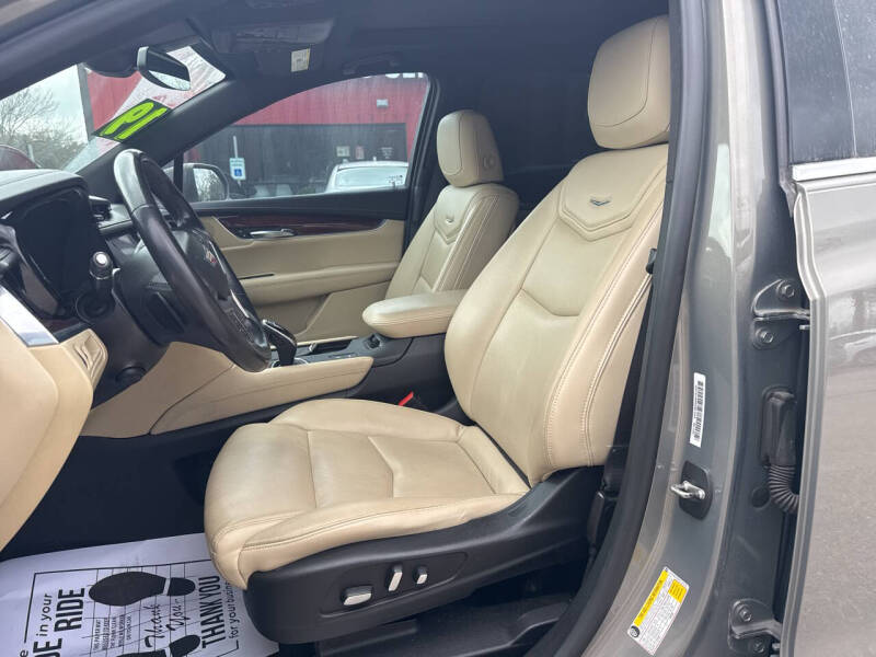 2019 Cadillac XT5 Premium Luxury