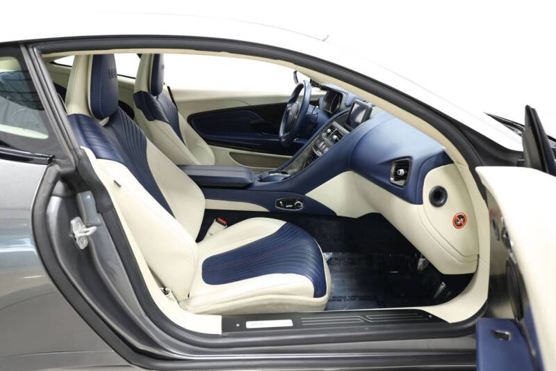 2017 Aston Martin DB11