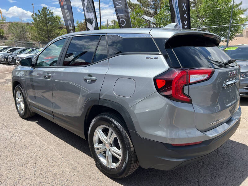 2024 GMC Terrain SLE