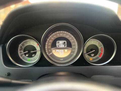 2012 Mercedes-Benz C-Class C 300 Luxury 4MATIC