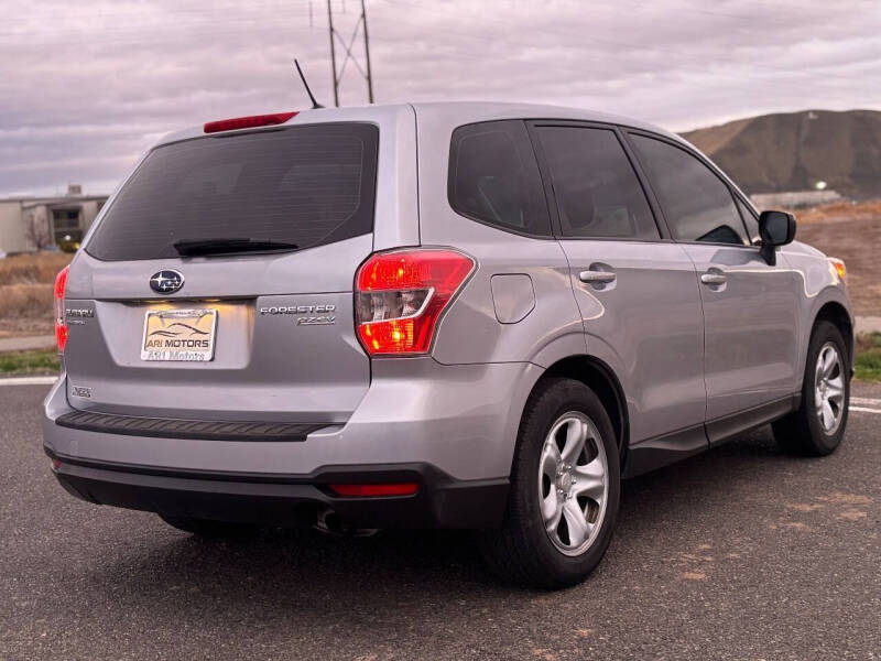 2014 Subaru Forester 2.5i