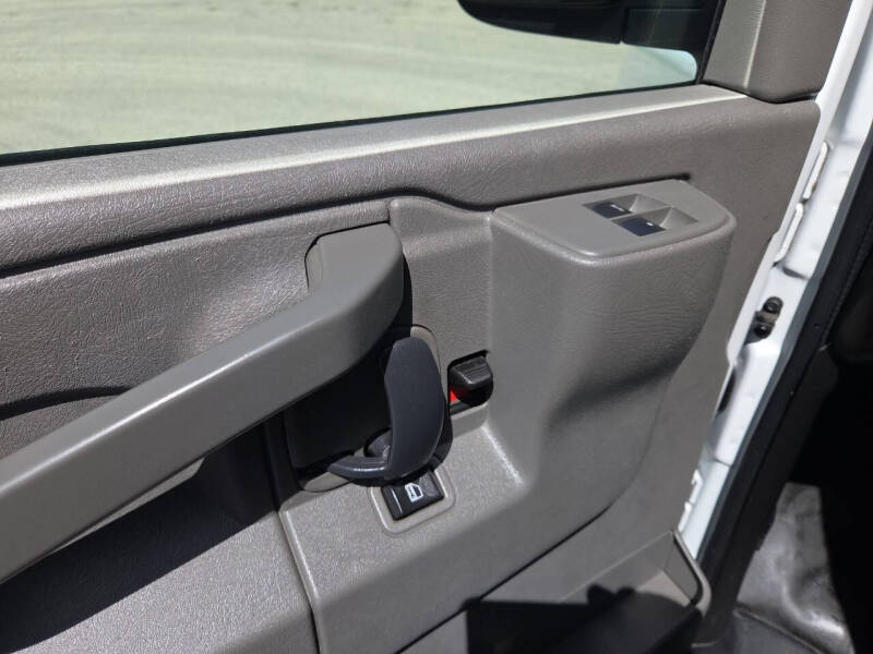 2020 Chevrolet Express 3500