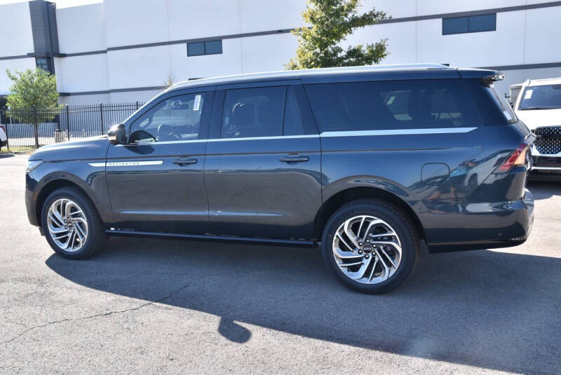 2025 Lincoln Navigator L Reserve