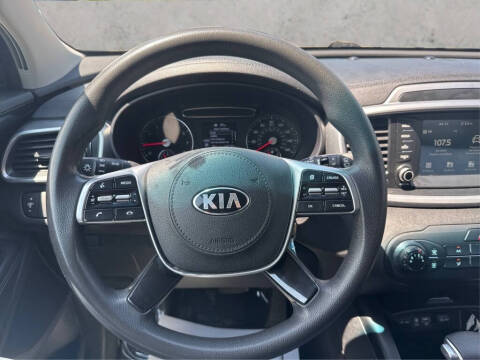 2019 Kia Sorento L