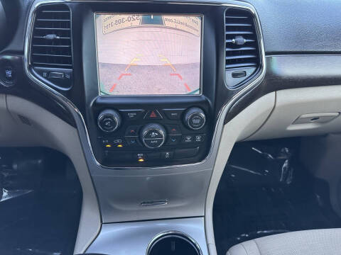 2015 Jeep Grand Cherokee Laredo