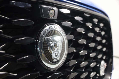 2024 Jaguar F-PACE SVR