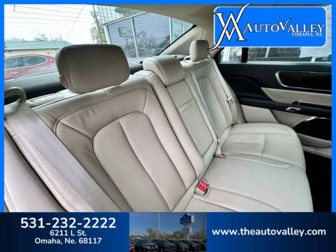 2017 Lincoln Continental Select