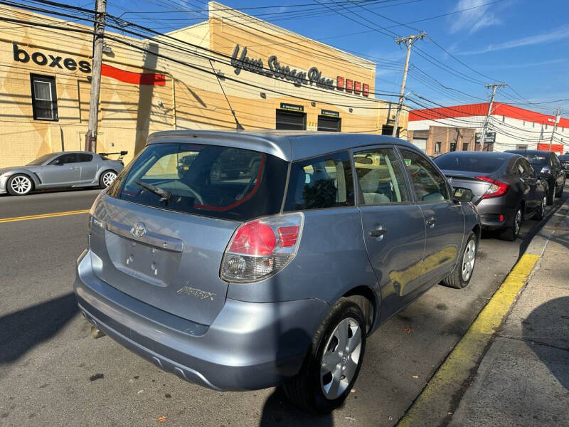 2008 Toyota Matrix XR photo 6