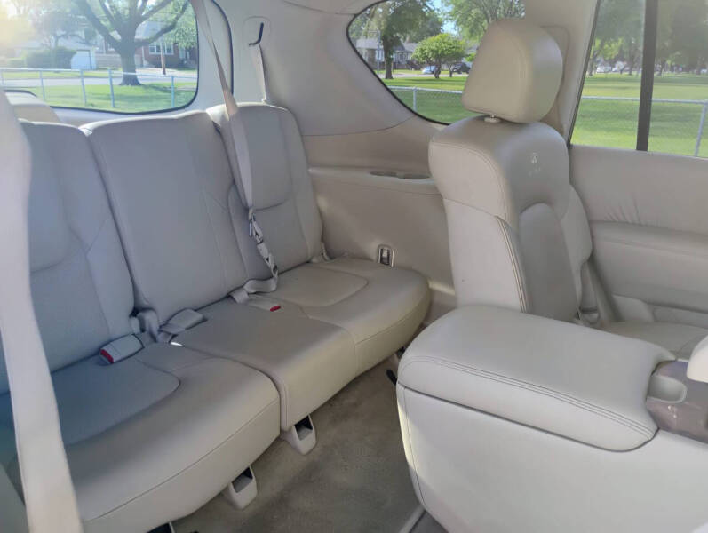 2013 Infiniti QX56