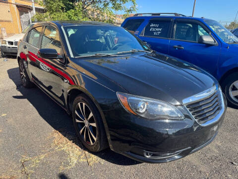 2013 Chrysler 200 Touring