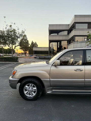 2000 Lexus LX 470