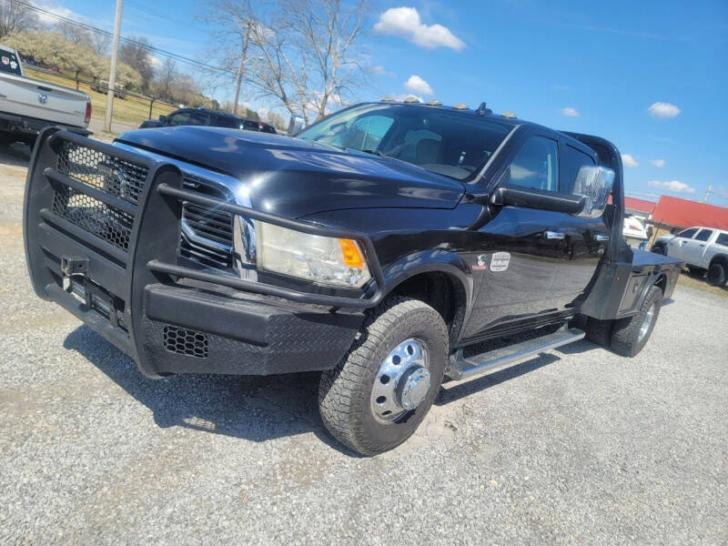 2018 RAM Ram 3500 Pickup Laramie Longhorn photo 2