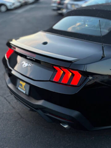 2025 Ford Mustang EcoBoost Premium