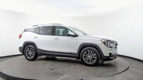2023 GMC Terrain SLT